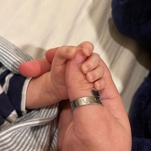 Meet your Posher, Cassandra